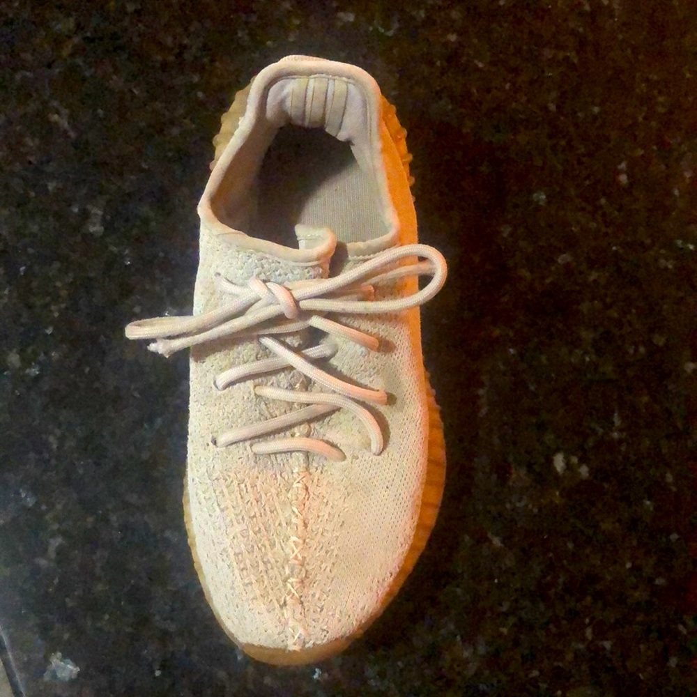 Youth Adidas Yeezy Boost 350 - Picture 5 of 11